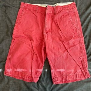 31” American Eagle Burgundy Khakis